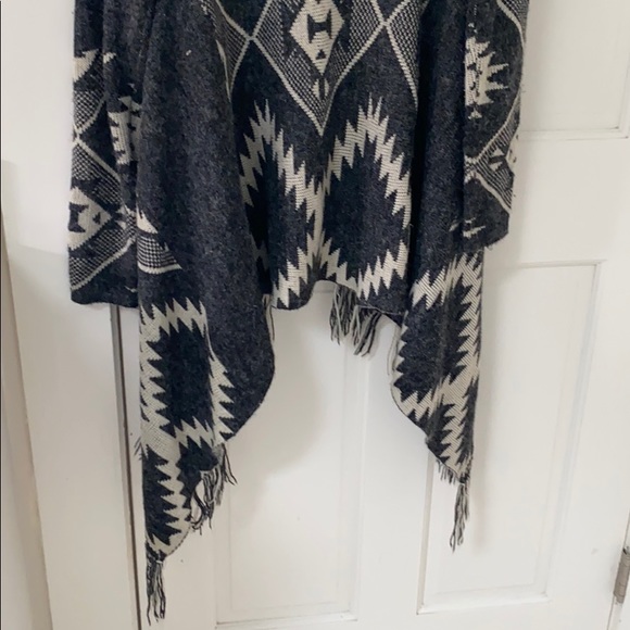 Cardigan - Picture 4 of 4